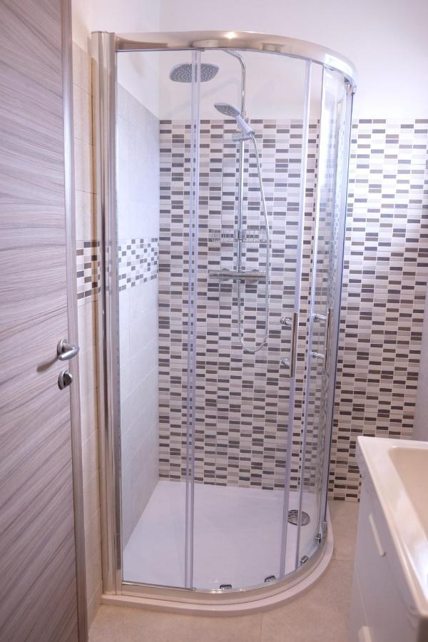 Apartmani Mojca Selce Eksteriør billede